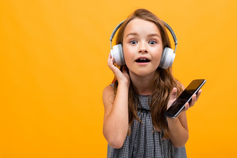 WUNDERWIGWAM: der hr2-Podcast für Kinder, die Spaß am Mehr-Wissen haben