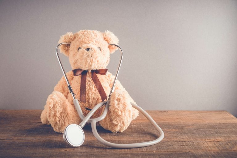 Spielerisch die Angst vorm Krankenhaus verlieren: das Teddybär-Krankenhaus