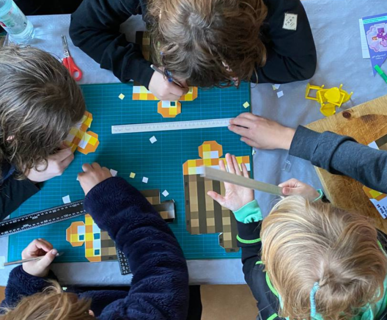 Minecraft in Echt!: kostenloses Ferienprogramm
